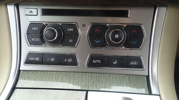 Used Jaguar XF 2013 for sale - 75621161: Photo 43