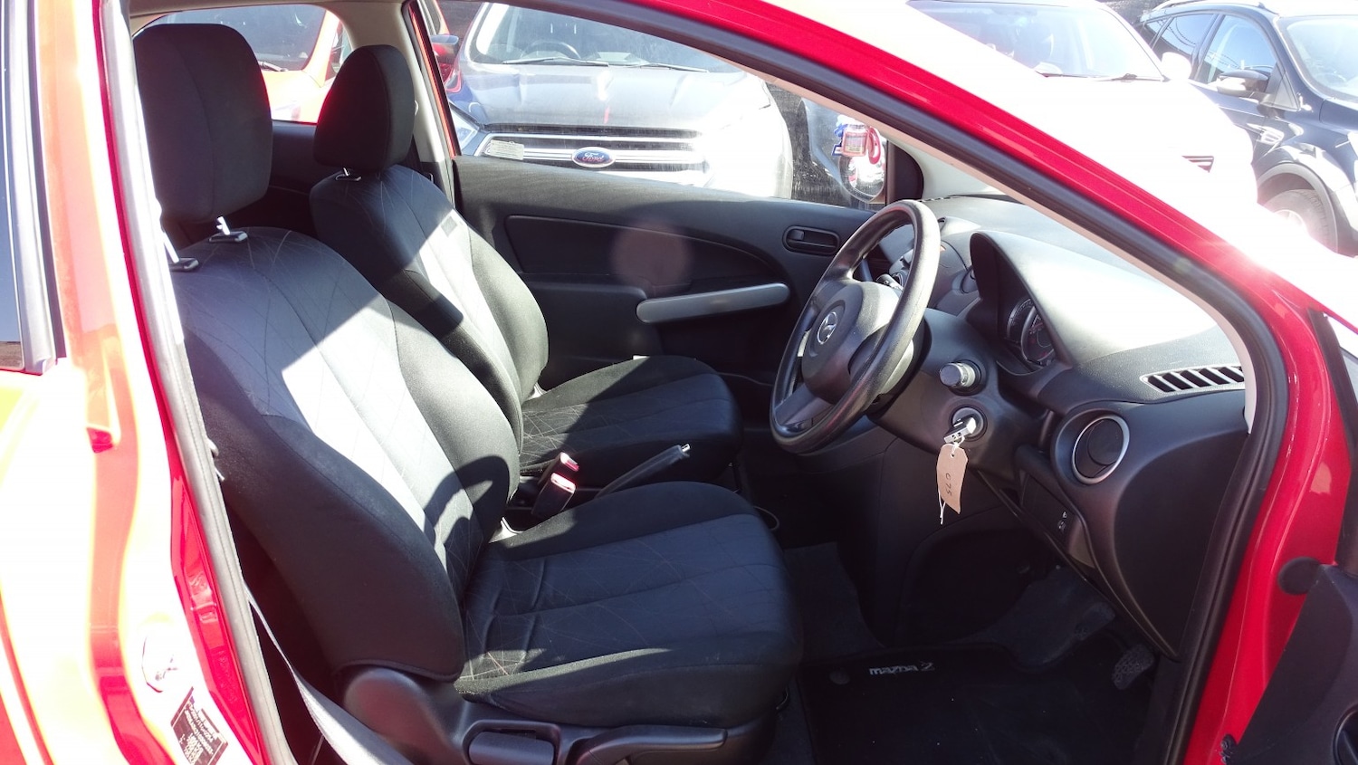 Used Mazda Mazda2 2013 for sale - 77938038: Photo 10