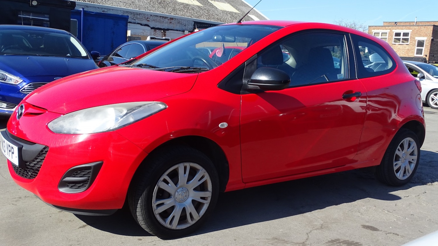Used Mazda Mazda2 2013 for sale - 77938038: Photo 6