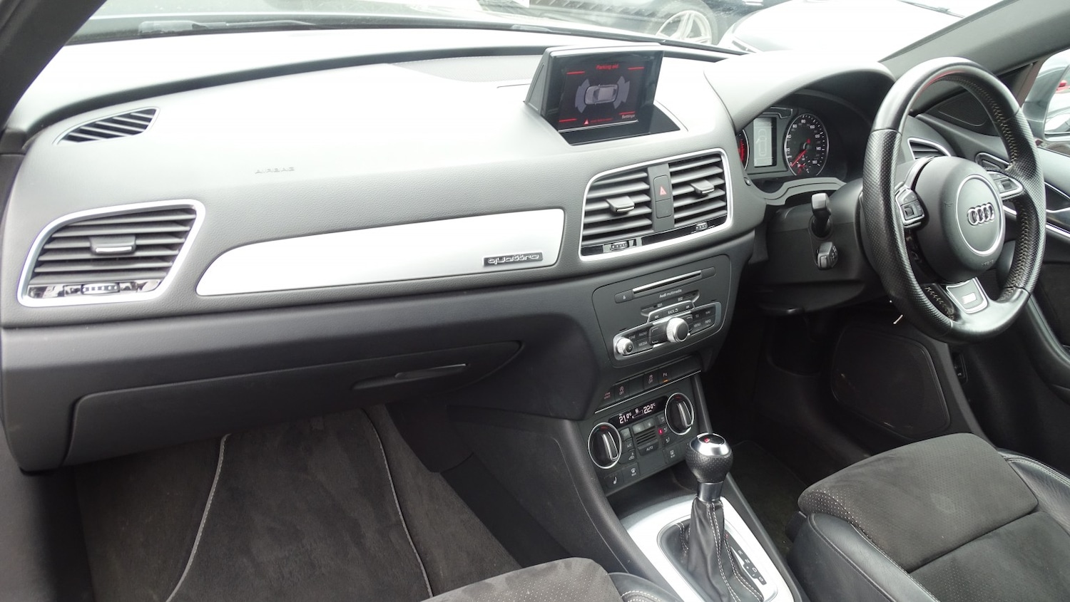 Used Audi Q3 2015 for sale - 78004426: Photo 32