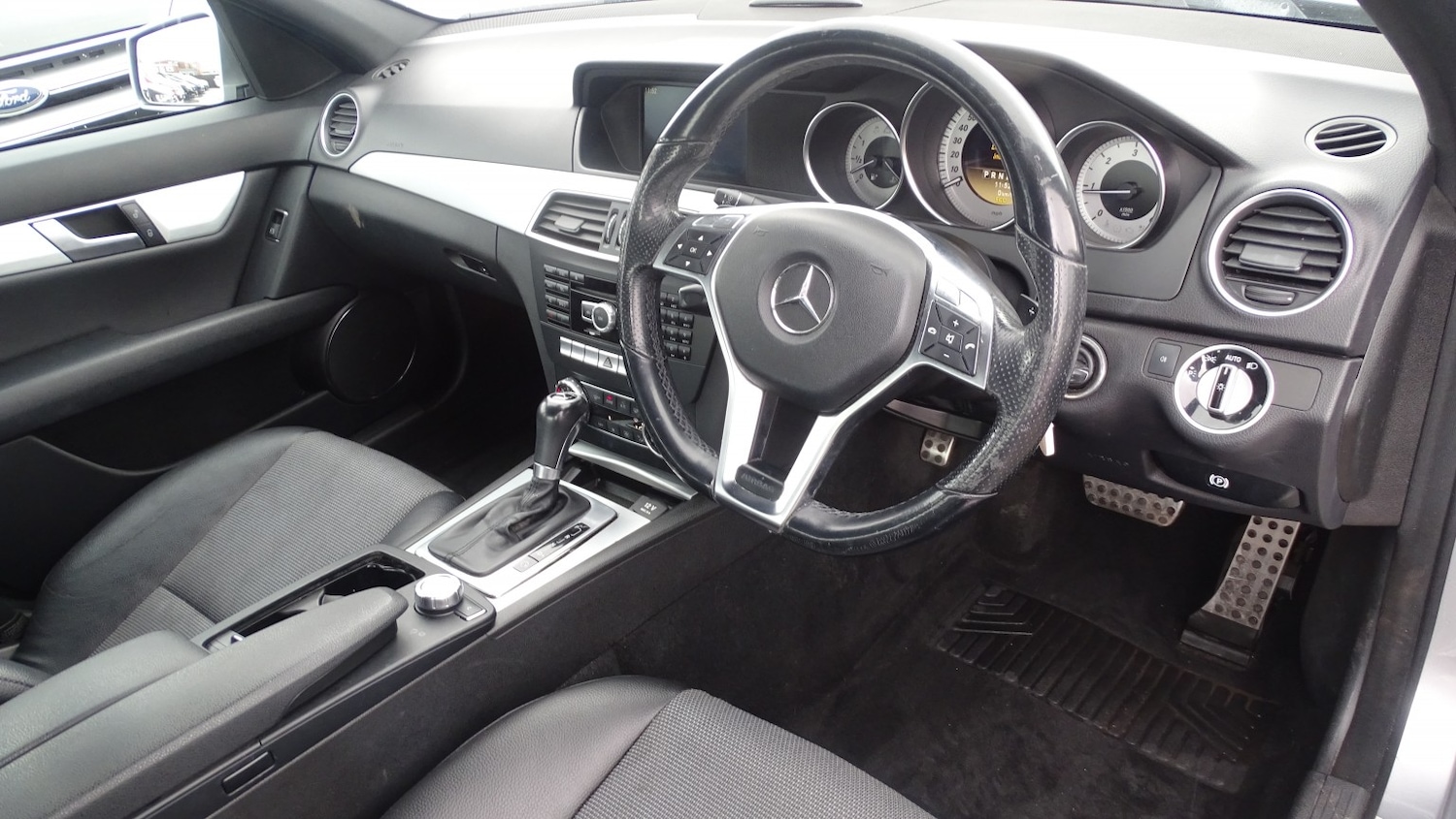 Used Mercedes-Benz C Class 2011 for sale - 78018413: Photo 19