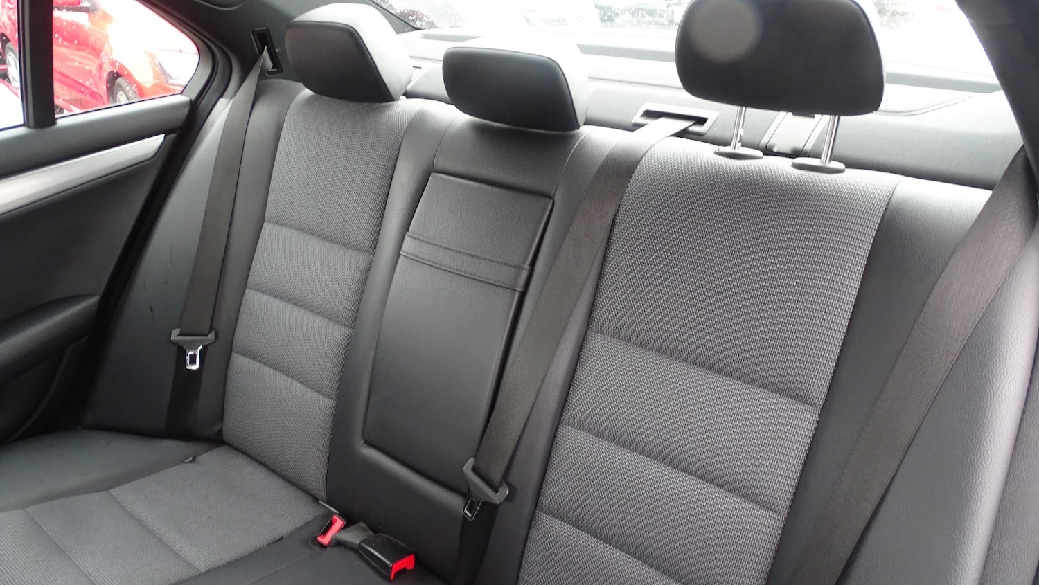 Used Mercedes-Benz C Class 2011 for sale - 78018413: Photo 28