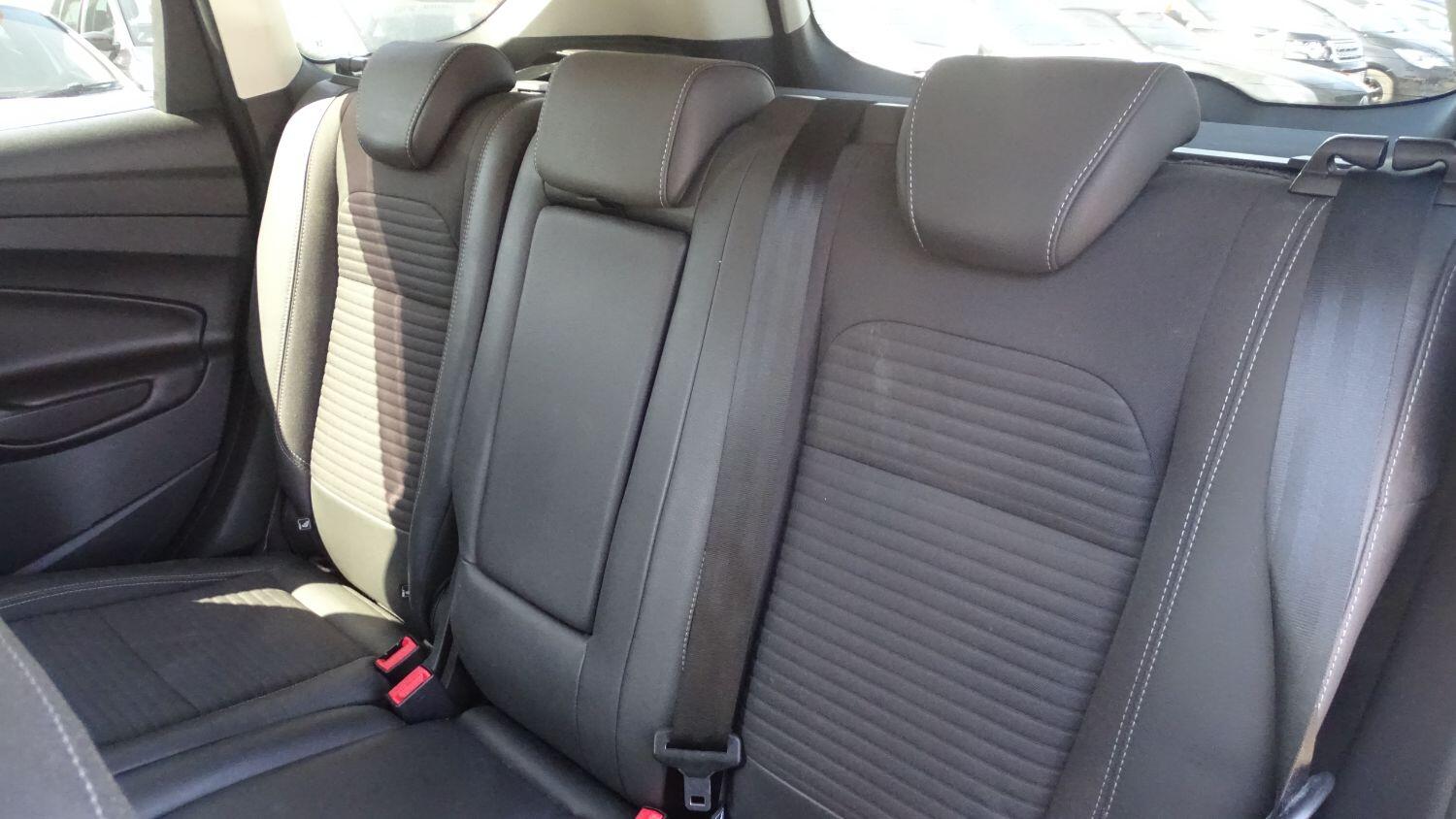 Used Ford Kuga 2017 for sale - 76769167: Photo 32