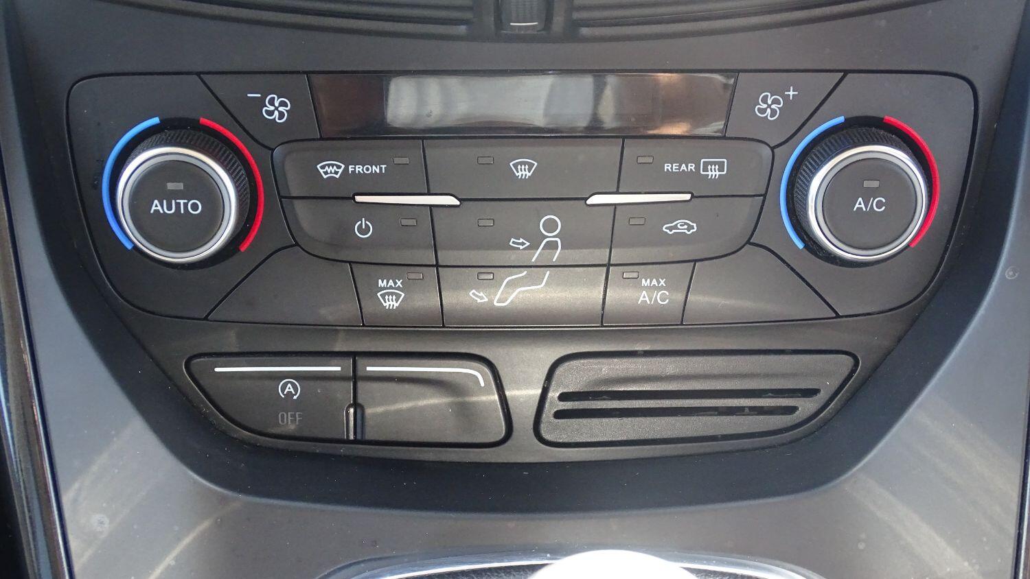 Used Ford Kuga 2017 for sale - 76769167: Photo 43