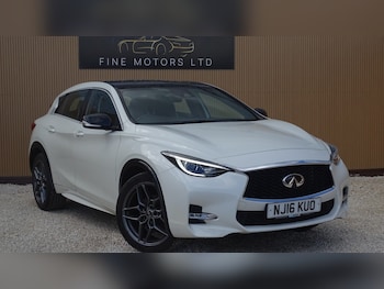 Used Infiniti Q30 2016 for sale - 78584405: Photo