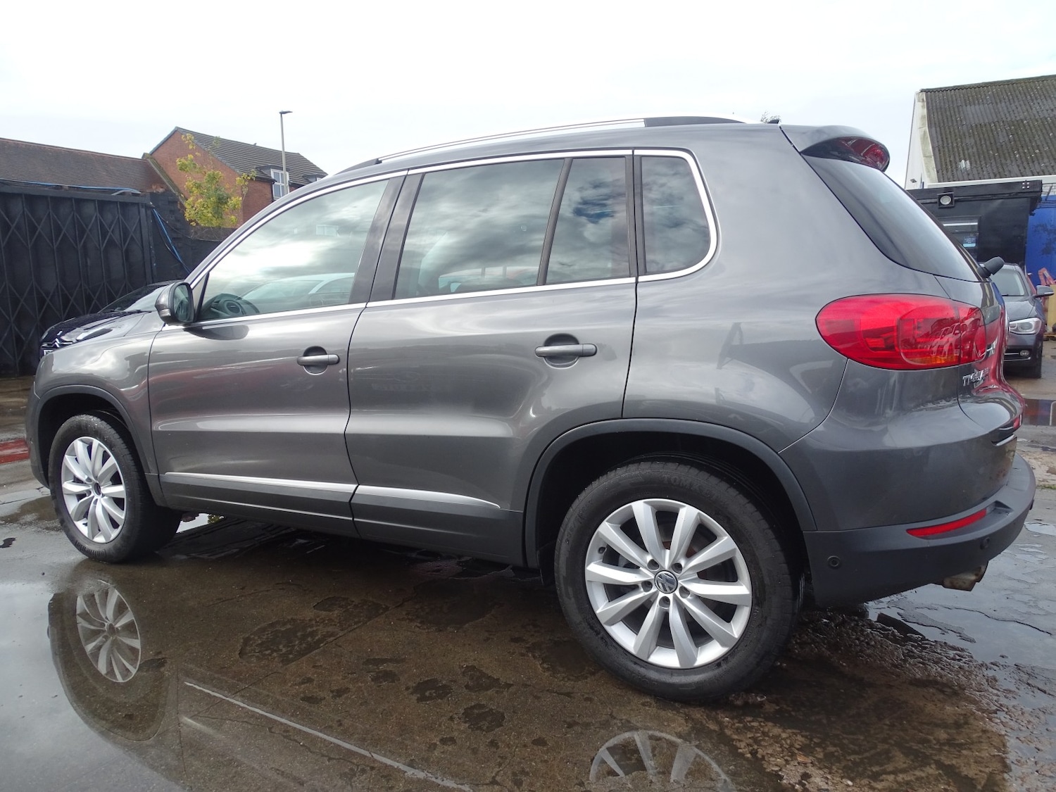 Used Volkswagen Tiguan 2015 for sale - 76358231: Photo 13