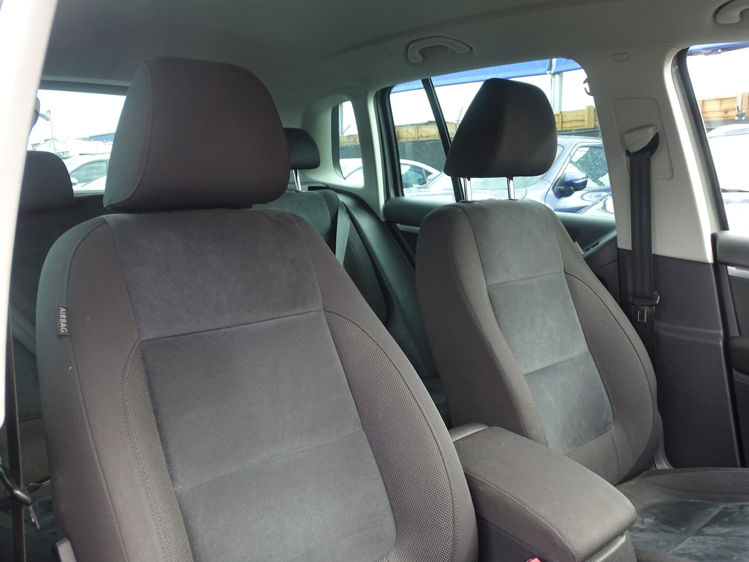 Used Volkswagen Tiguan 2015 for sale - 76358231: Photo 19