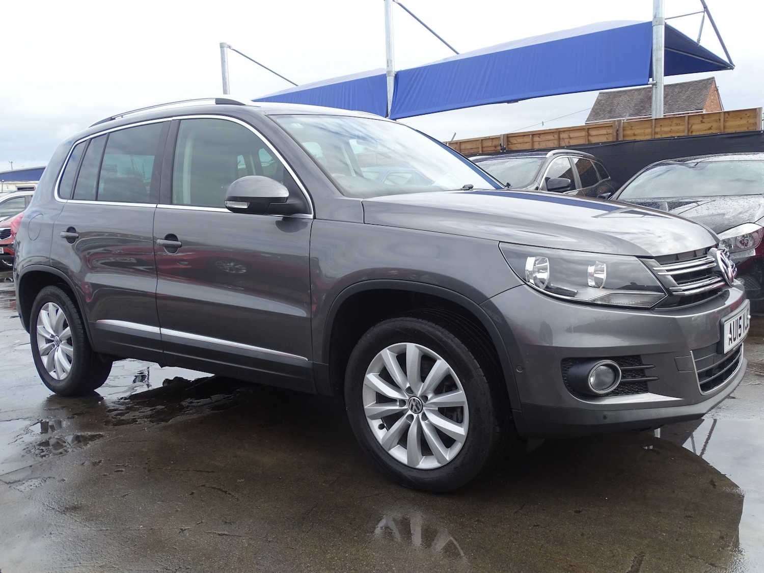Used Volkswagen Tiguan 2015 for sale - 76358231: Photo 3