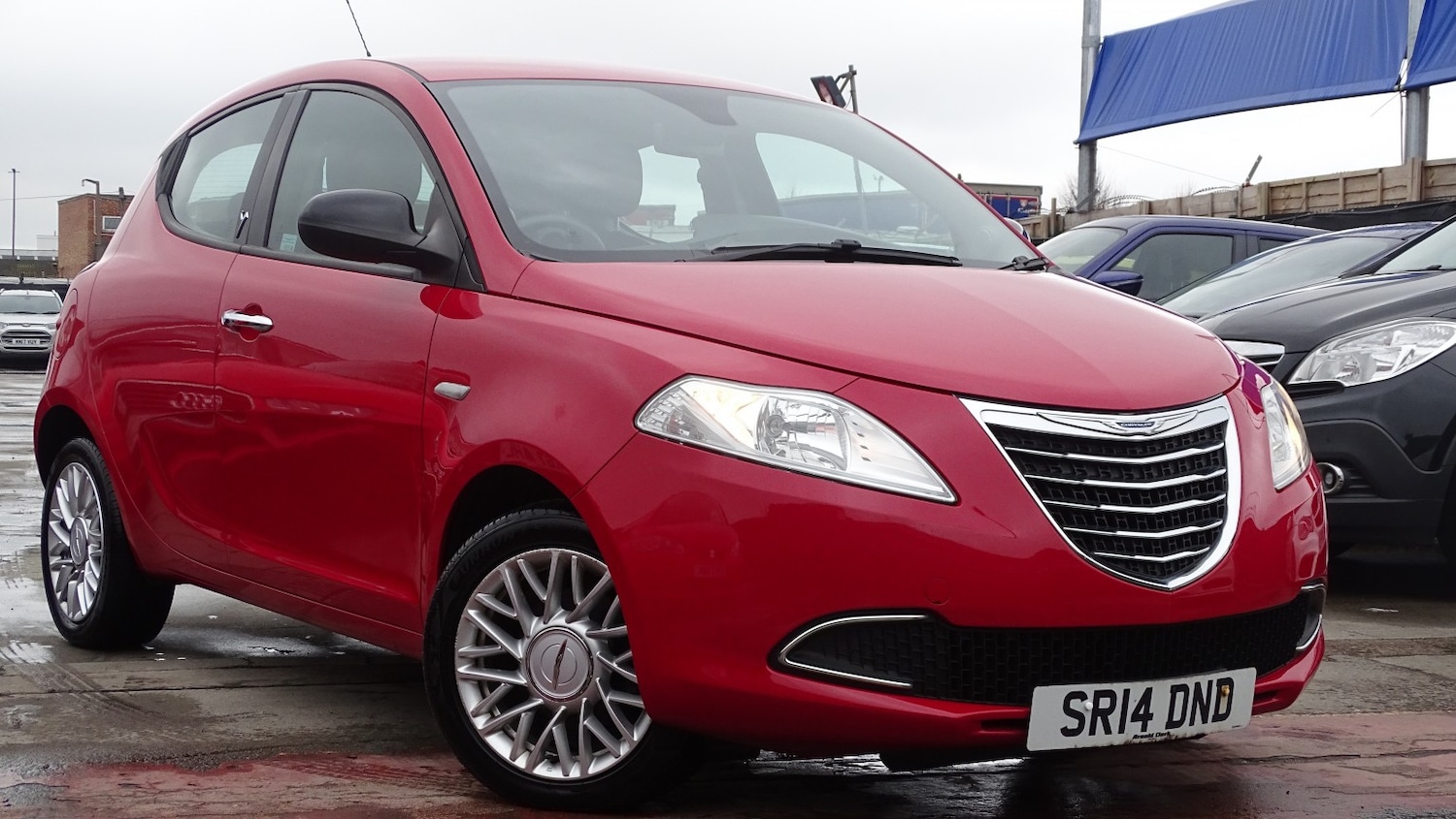 Used Chrysler Ypsilon 2014 for sale - 77535917: Photo 2