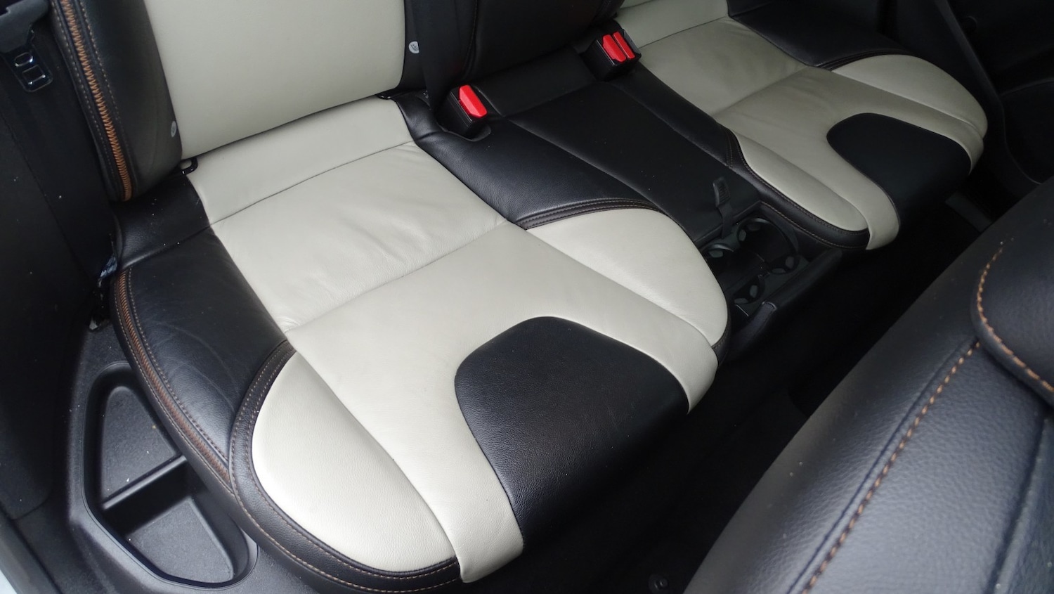 Used Volvo V40 Cross Country 2014 for sale - 76483001: Photo 23