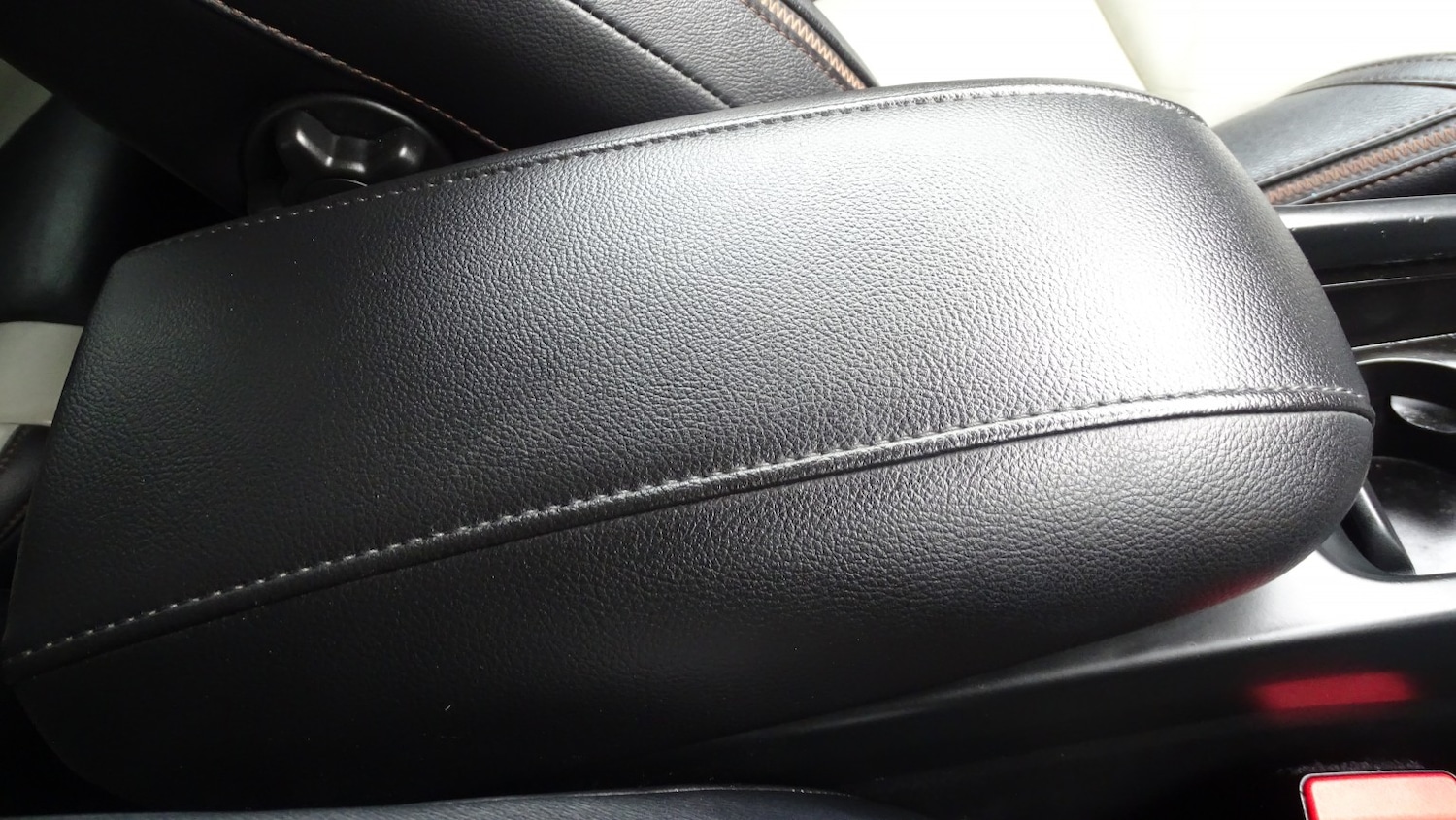 Used Volvo V40 Cross Country 2014 for sale - 76483001: Photo 37