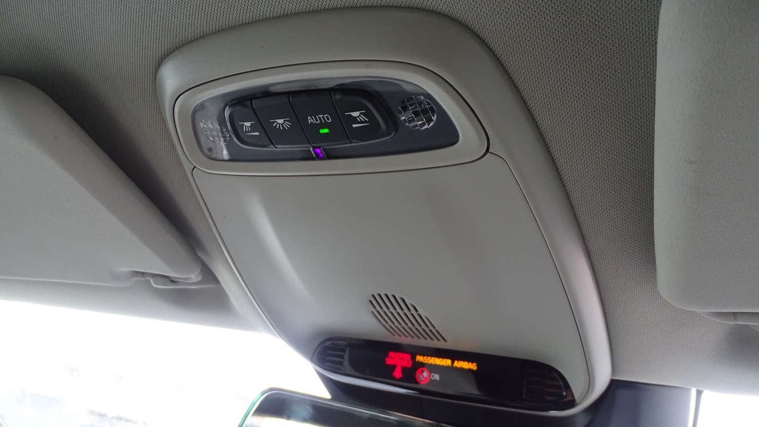 Used Volvo V40 Cross Country 2014 for sale - 76483001: Photo 44