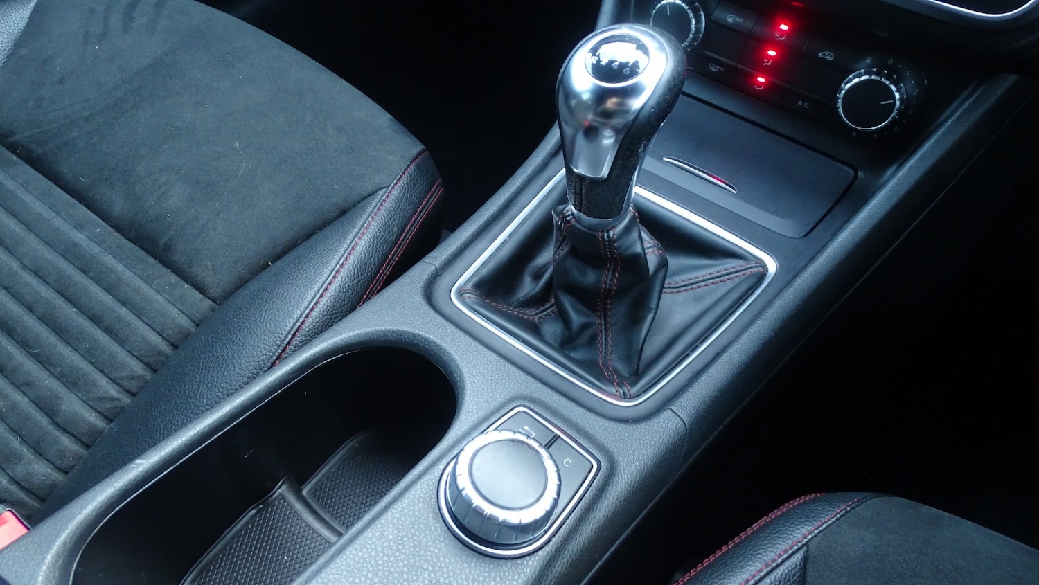 Used Mercedes-Benz A-Class 2014 for sale - 77014836: Photo 34