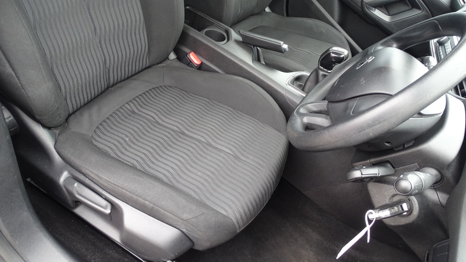 Used Peugeot 308 2017 for sale - 78098256: Photo 23