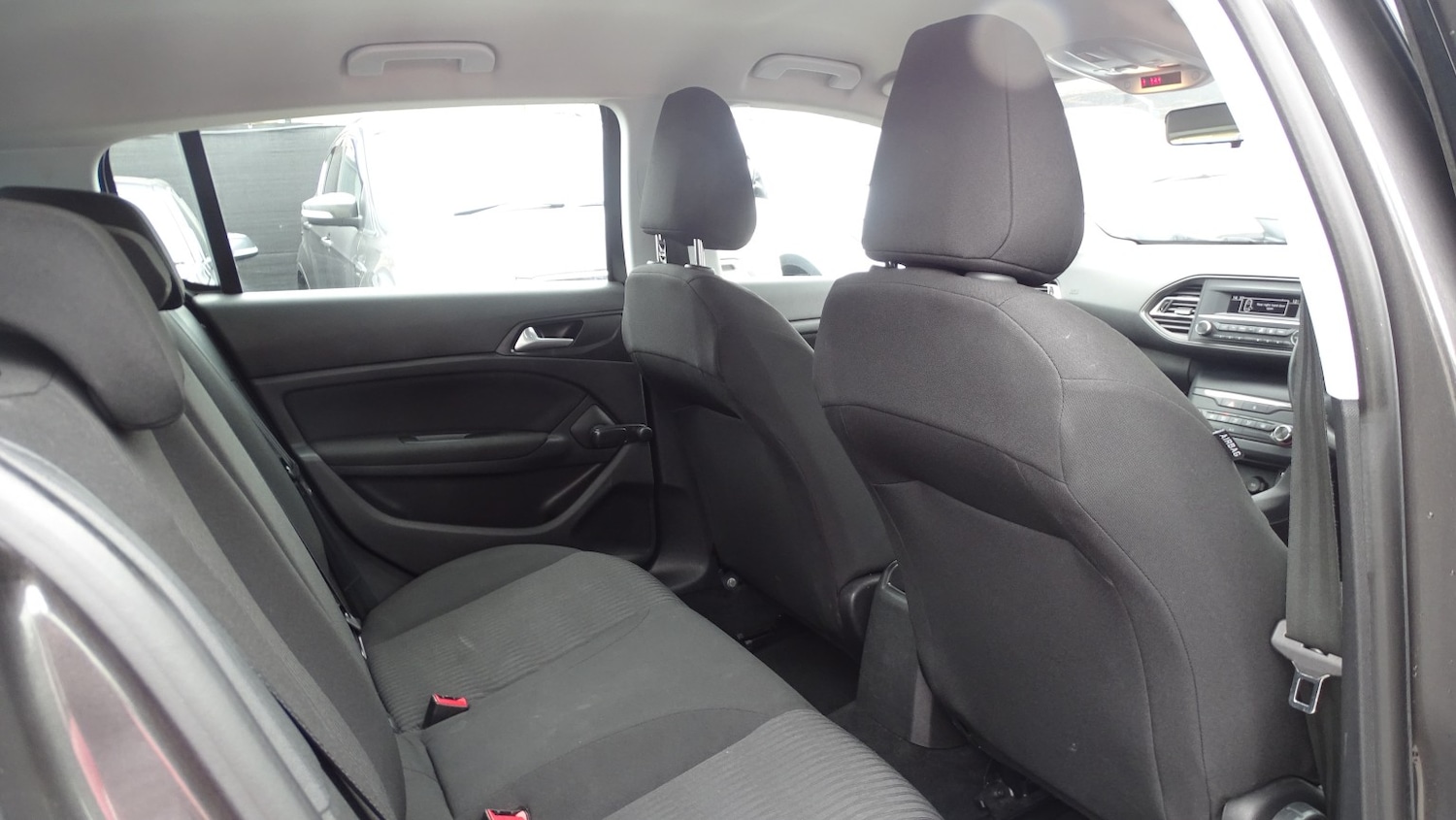 Used Peugeot 308 2017 for sale - 78098256: Photo 24