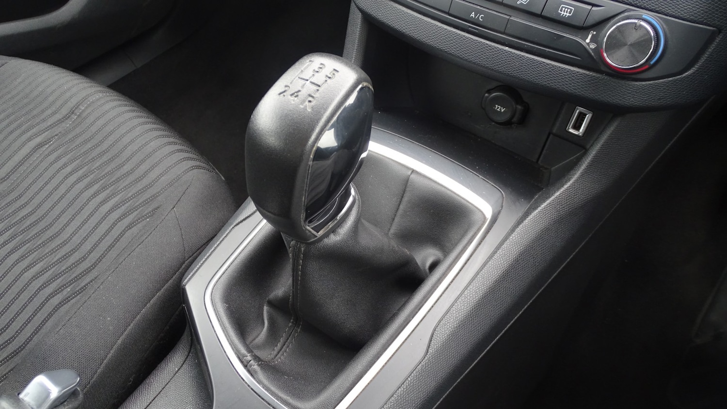 Used Peugeot 308 2017 for sale - 78098256: Photo 38