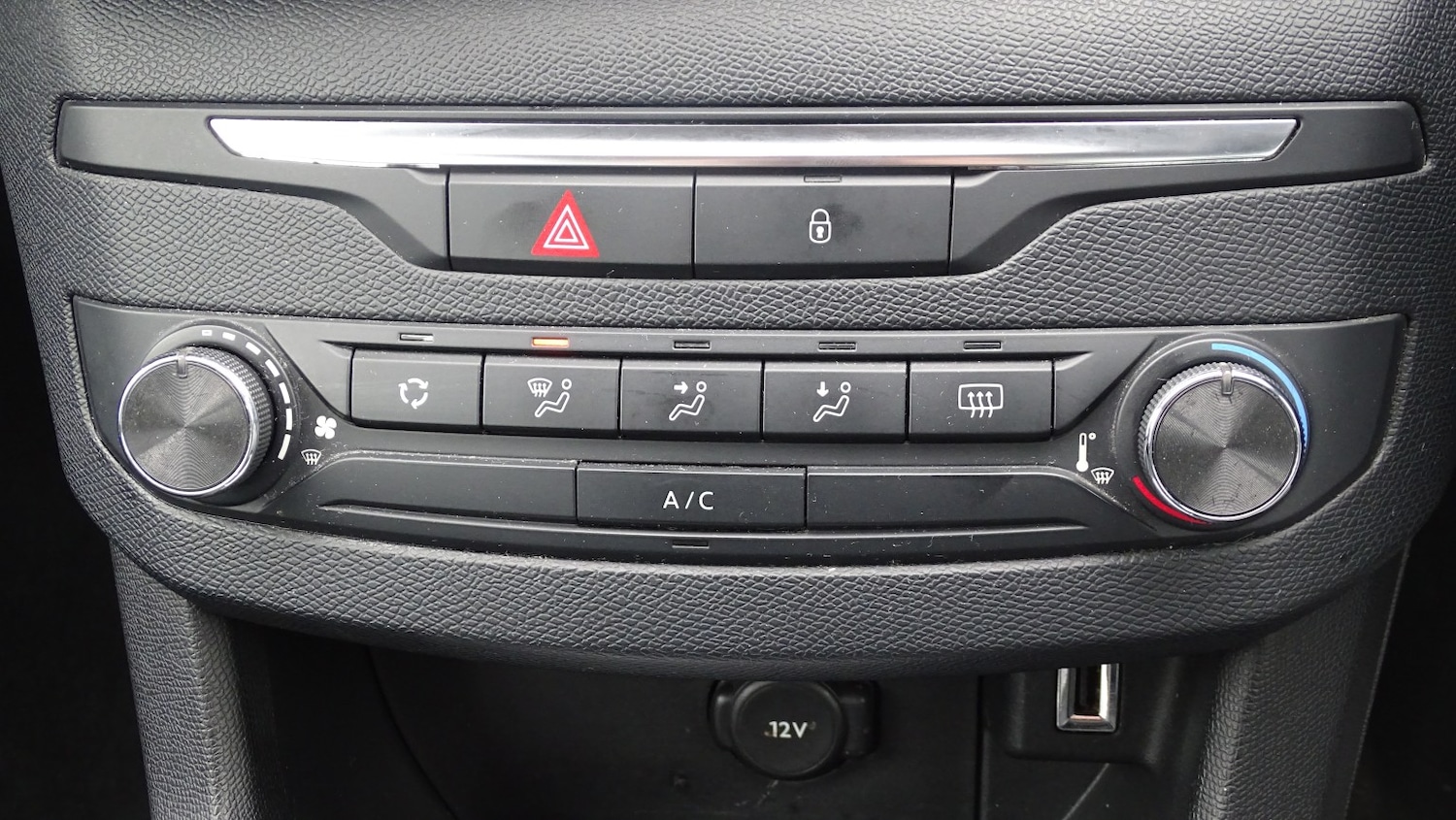 Used Peugeot 308 2017 for sale - 78098256: Photo 39