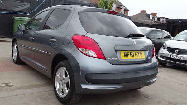 Used Peugeot 207 2011 for sale - 75349373: Photo 10