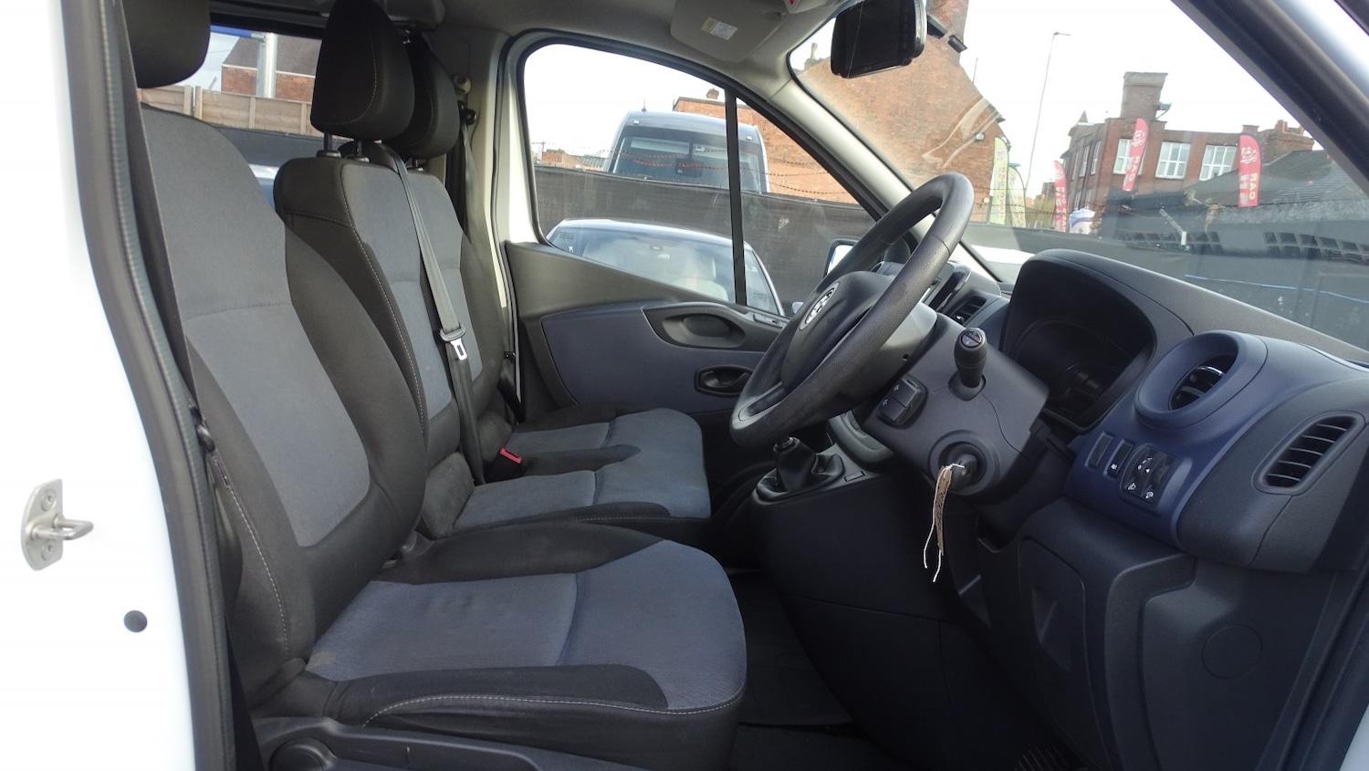 Used Vauxhall Vivaro 2016 for sale - 76571198: Photo 21