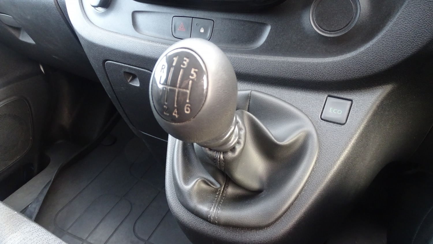 Used Vauxhall Vivaro 2016 for sale - 76571198: Photo 37