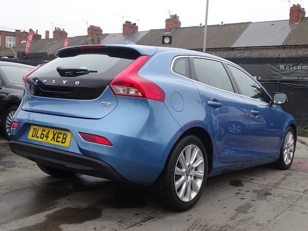 Used Volvo V40 2015 for sale - 76268534: Photo 10