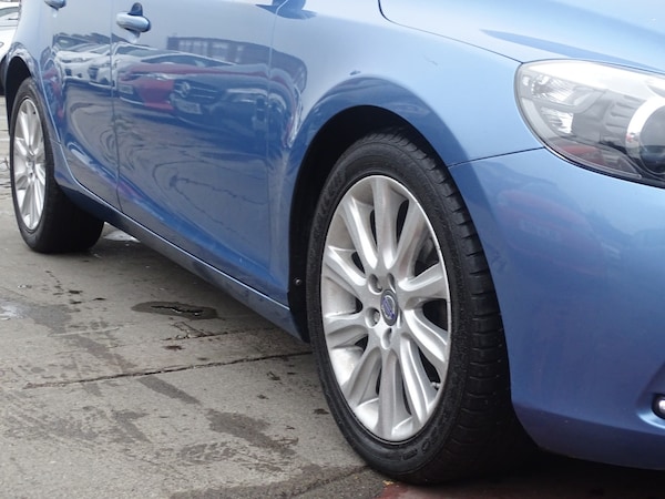 Used Volvo V40 2015 for sale - 76268534: Photo 19
