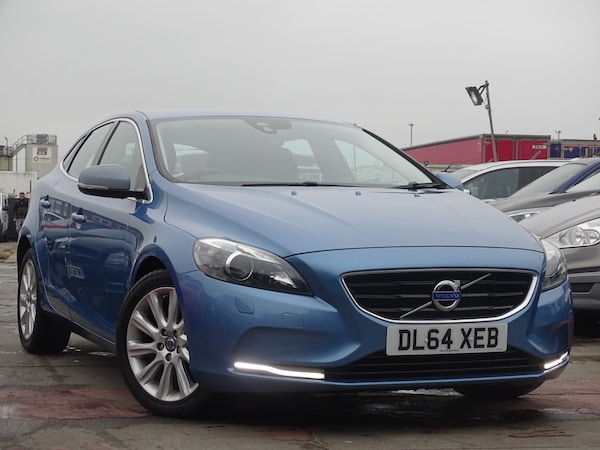Used Volvo V40 2015 for sale - 76268534: Photo 1