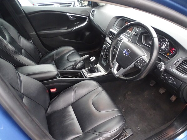 Used Volvo V40 2015 for sale - 76268534: Photo 26