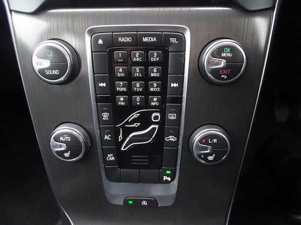 Used Volvo V40 2015 for sale - 76268534: Photo 45