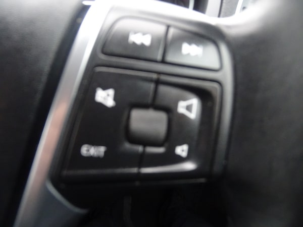 Used Volvo V40 2015 for sale - 76268534: Photo 51