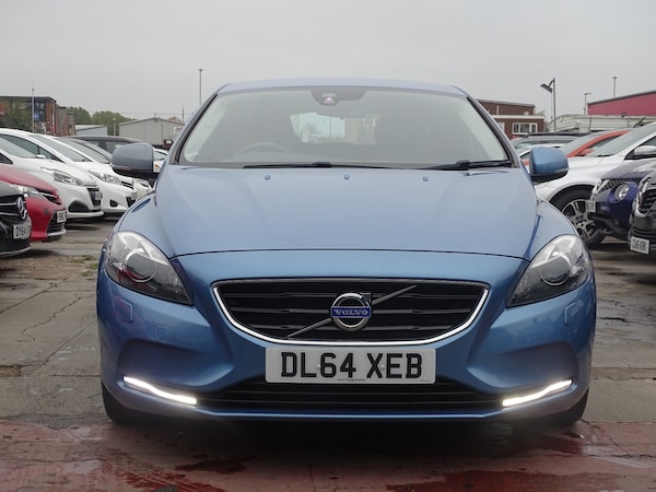 Used Volvo V40 2015 for sale - 76268534: Photo 6