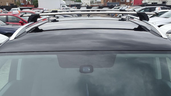 Used Volkswagen Touran 2012 for sale - 74757499: Photo 26