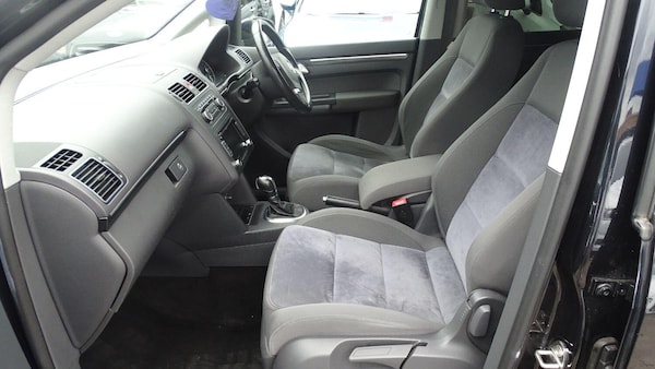 Used Volkswagen Touran 2012 for sale - 74757499: Photo 45