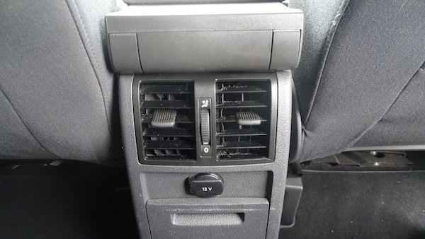 Used Volkswagen Touran 2012 for sale - 74757499: Photo 50