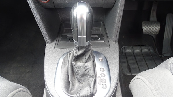 Used Volkswagen Touran 2012 for sale - 74757499: Photo 53