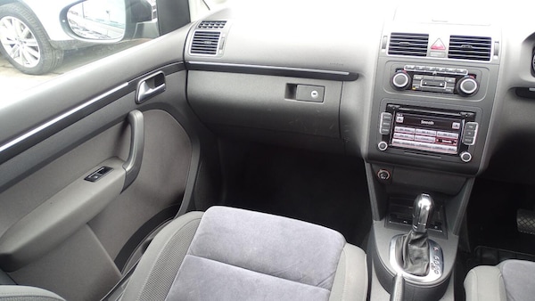 Used Volkswagen Touran 2012 for sale - 74757499: Photo 57