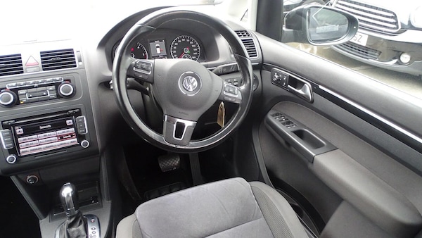 Used Volkswagen Touran 2012 for sale - 74757499: Photo 58
