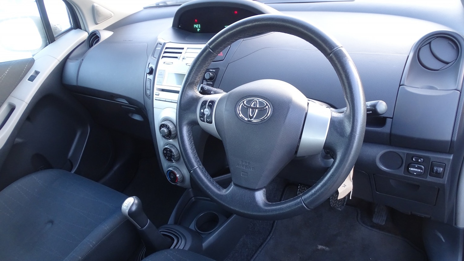 Used Toyota Yaris 2008 for sale - 77357283: Photo 17
