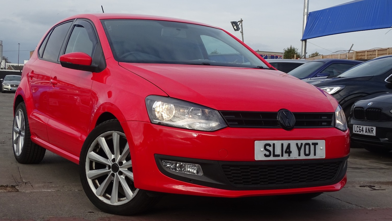 Used Volkswagen Polo 2014 for sale - 76023962: Photo 1