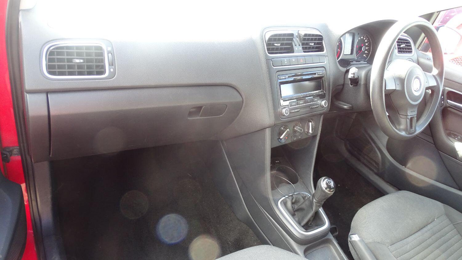Used Volkswagen Polo 2014 for sale - 76023962: Photo 28