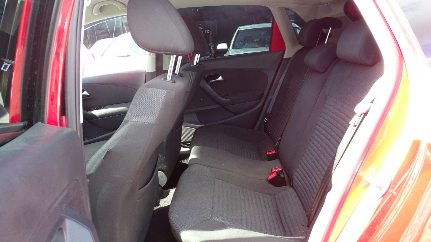 Used Volkswagen Polo 2014 for sale - 76023962: Photo 35