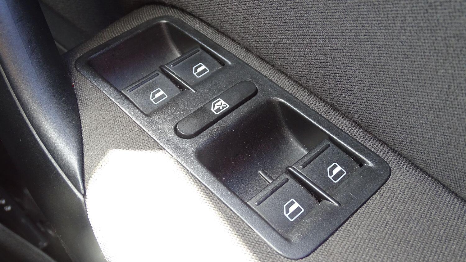 Used Volkswagen Polo 2014 for sale - 76023962: Photo 39