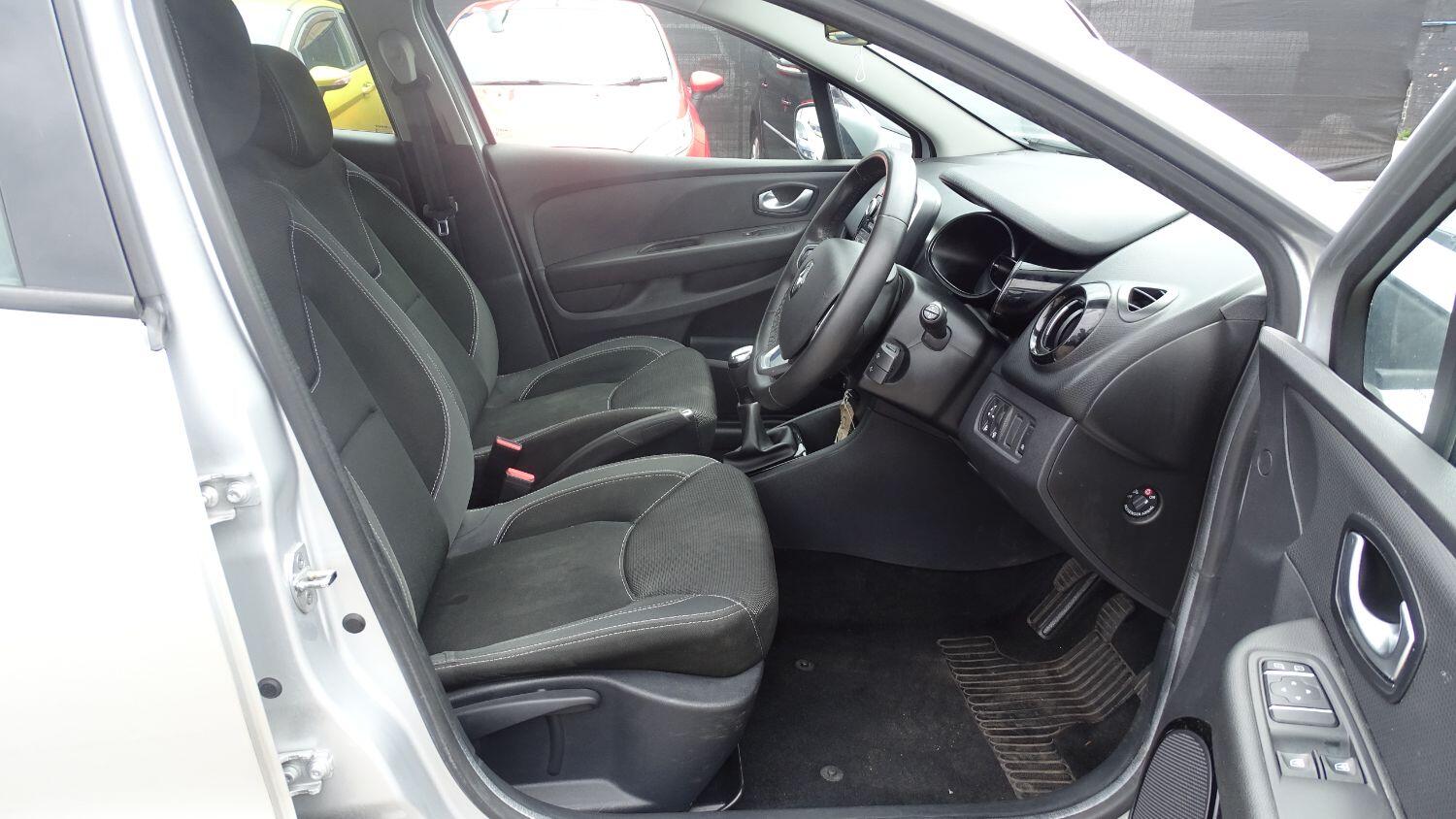 Used Renault Clio 2025 for sale - 77464827: Photo 19