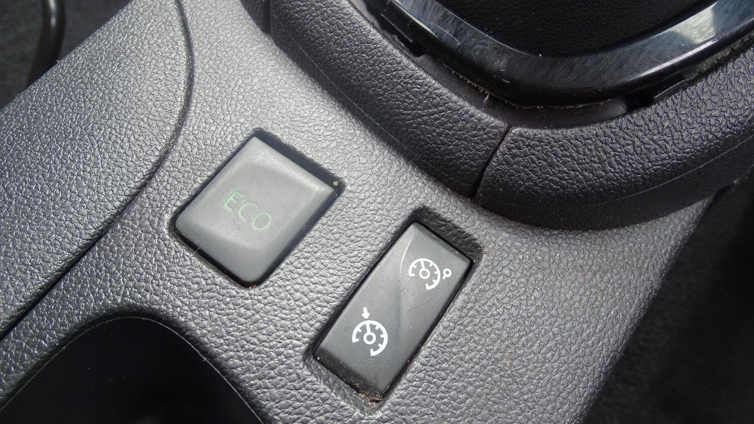 Used Renault Clio 2025 for sale - 77464827: Photo 37