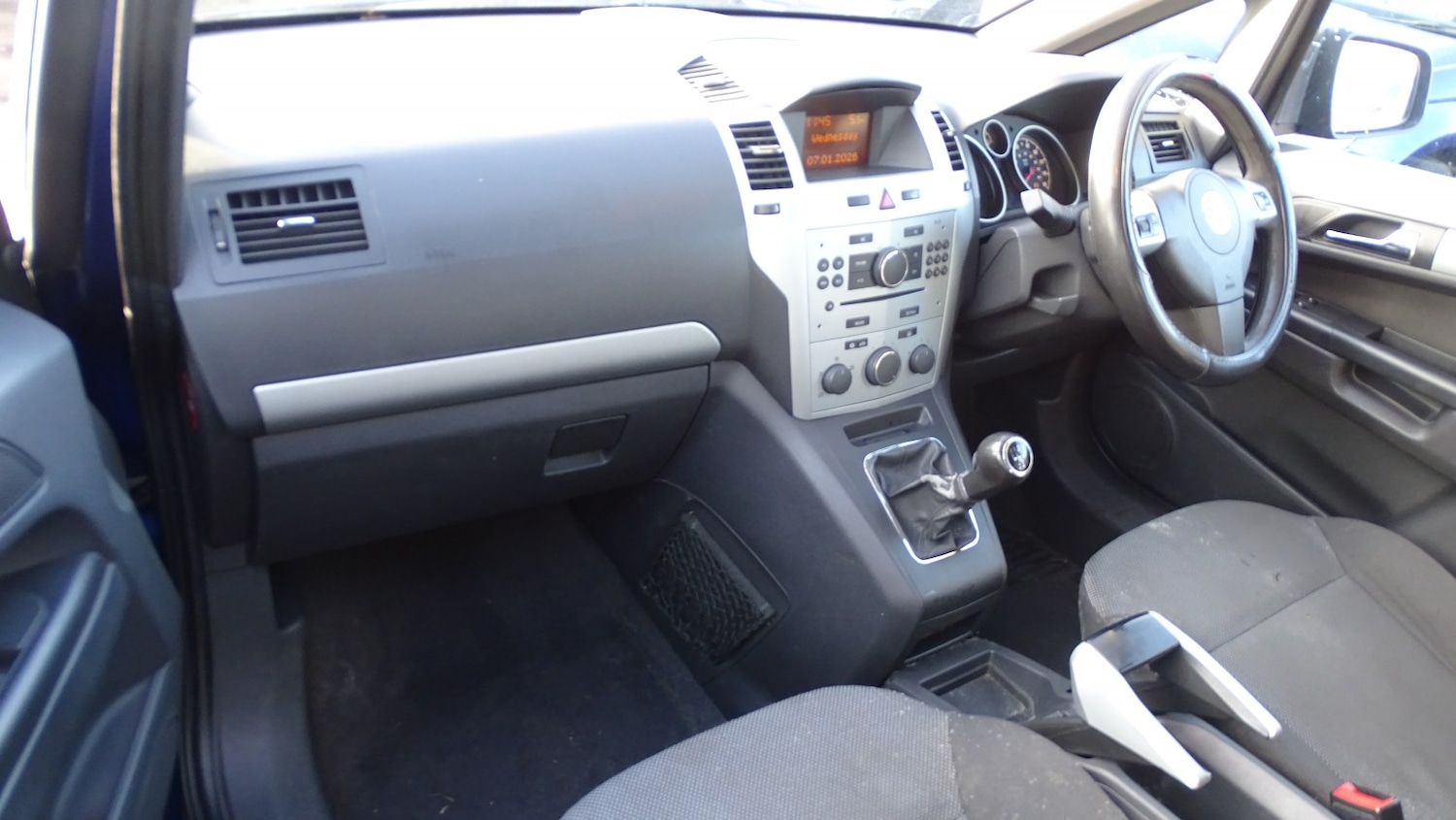 Used Vauxhall Zafira 2010 for sale - 77129572: Photo 27