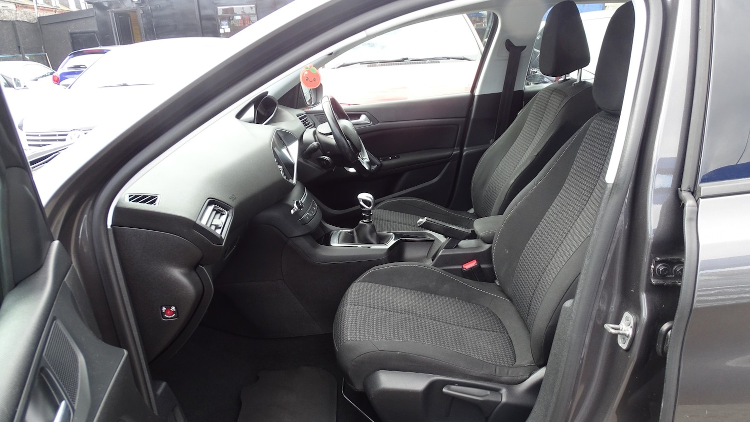 Used Peugeot 308 2017 for sale - 78084489: Photo 30