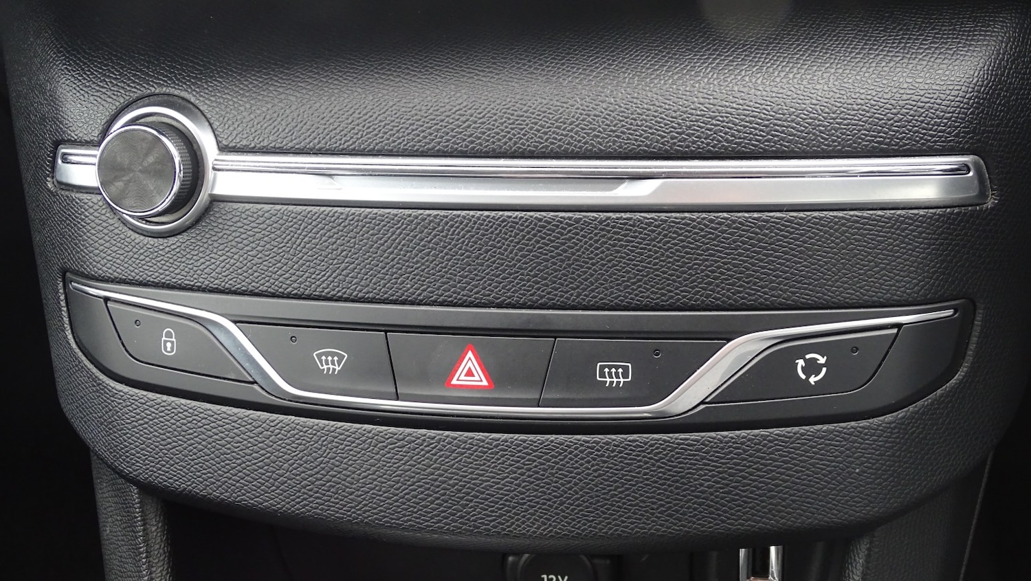 Used Peugeot 308 2017 for sale - 78084489: Photo 40