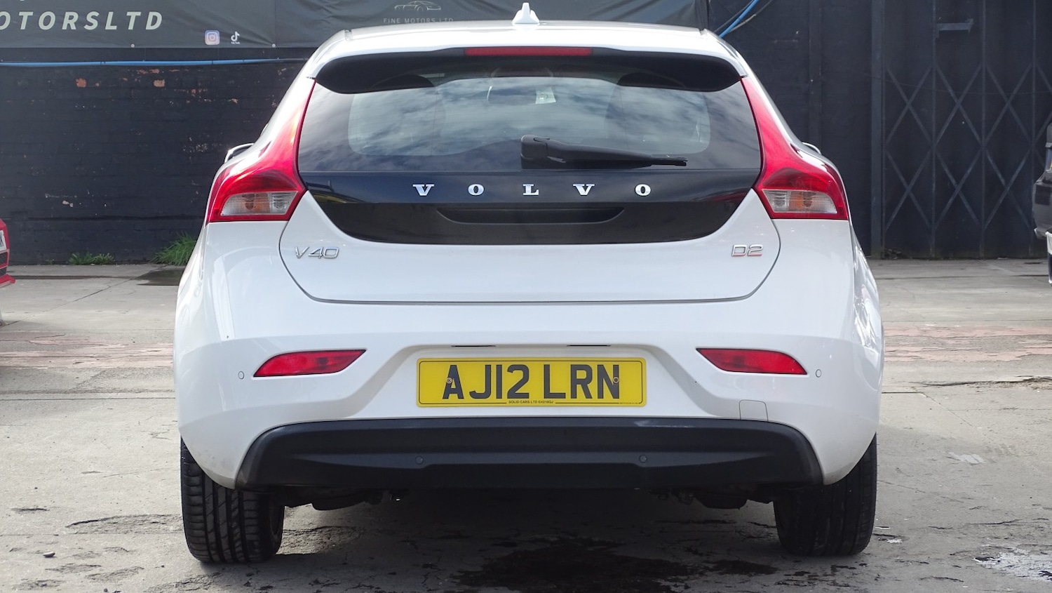 Used Volvo V40 2012 for sale - 77643747: Photo 11