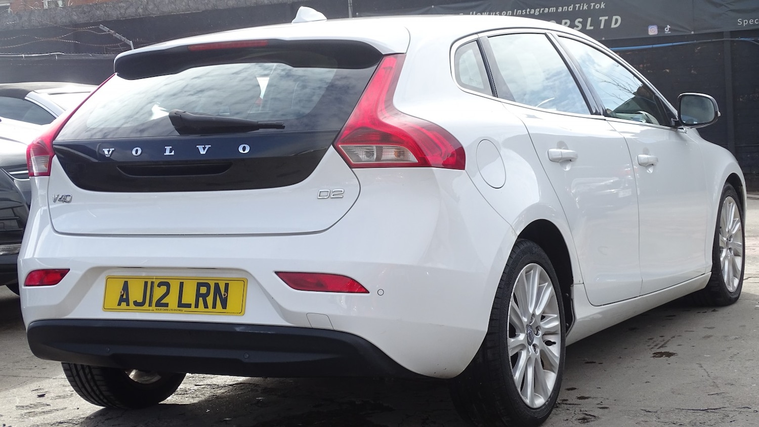 Used Volvo V40 2012 for sale - 77643747: Photo 13