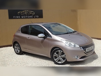 Used Peugeot 208 2013 for sale - 79073700: Photo